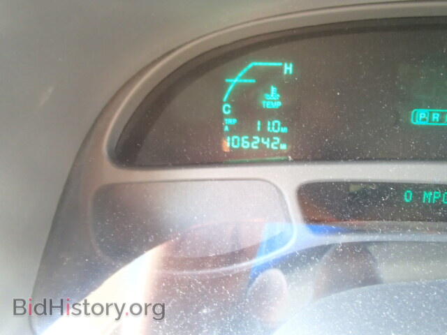 2002 CADILLAC DEVILLE - VIN: 1G6KD54Y52U190273 - Photo 8
