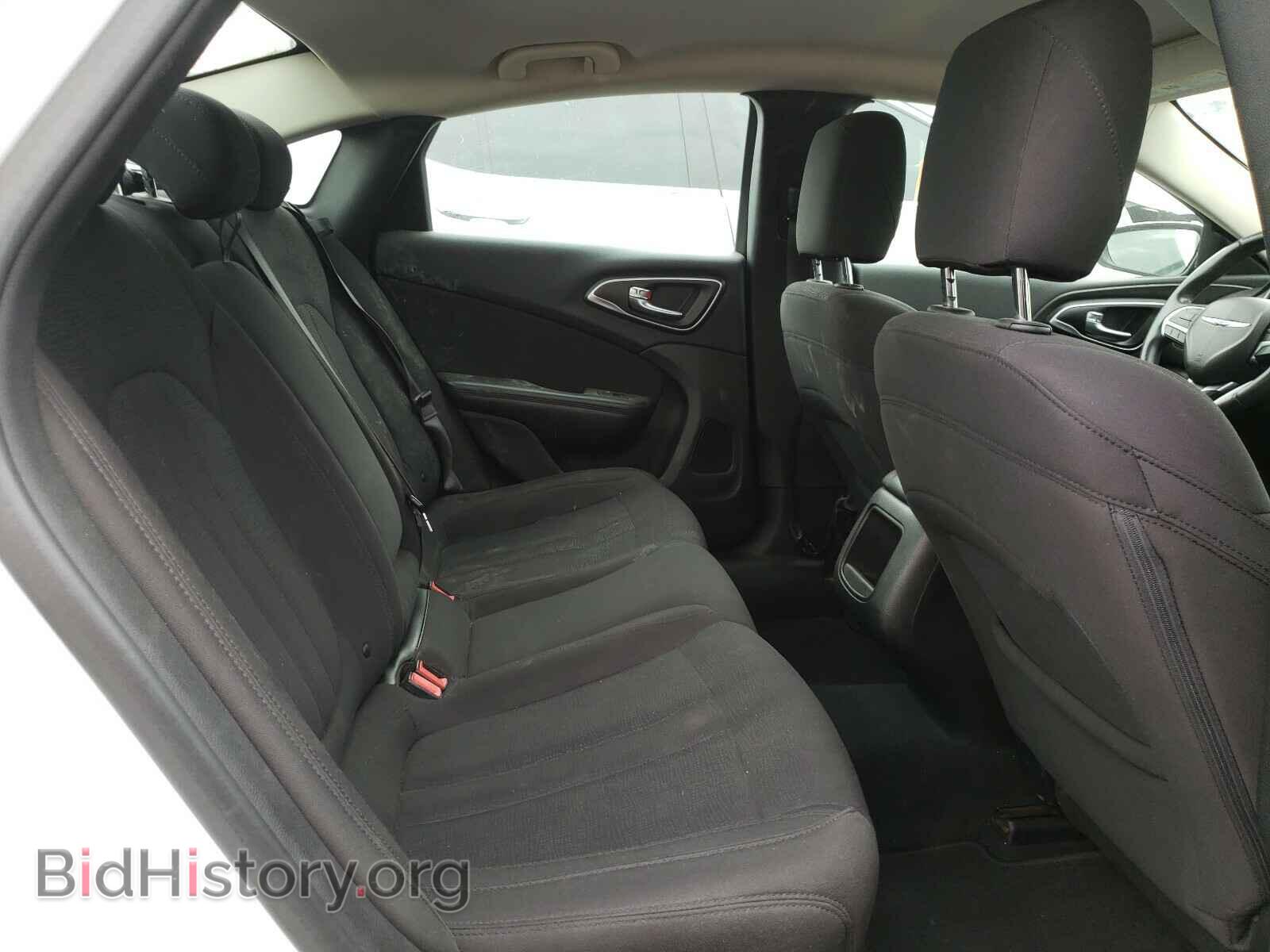 2015 CHRYSLER 200 - VIN: 1C3CCCAGXFN516383 - Photo 6