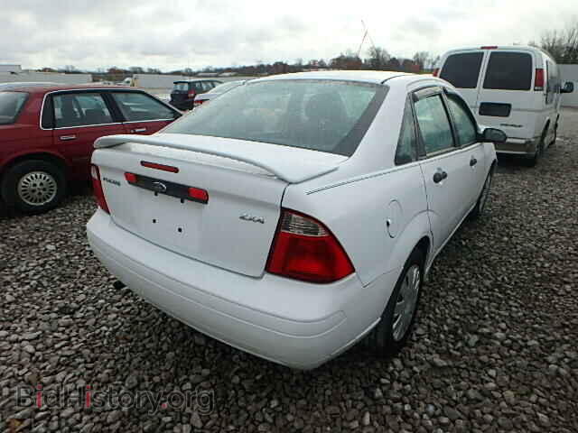 2006 FORD FOCUS - VIN: 1FAFP34N26W226887 - Фото 4