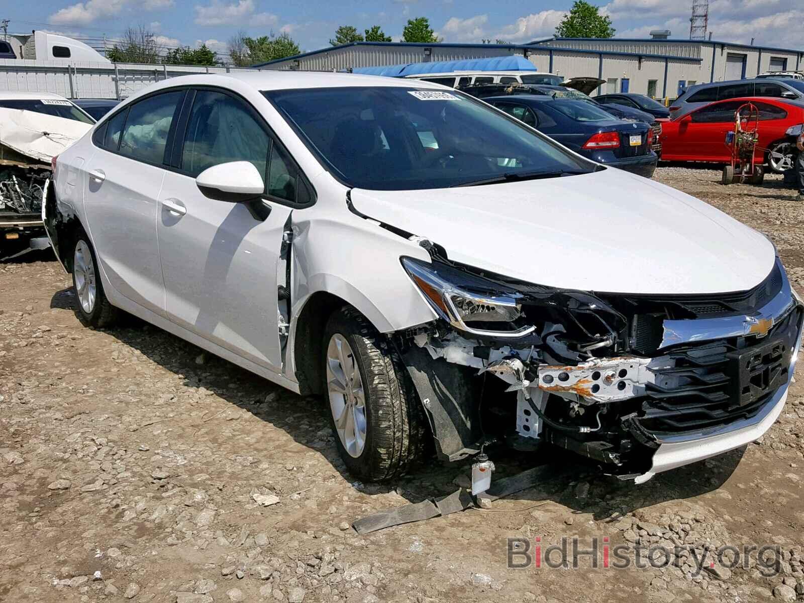 Photo 1G1BC5SM7K7120572 - CHEVROLET CRUZE 2019