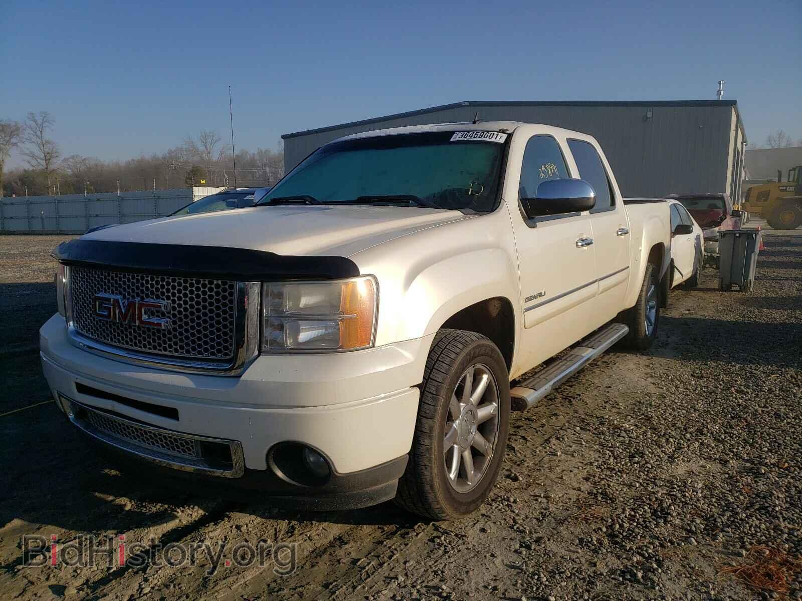 Photo 3GTP2XE29BG229237 - GMC SIERRA 2011
