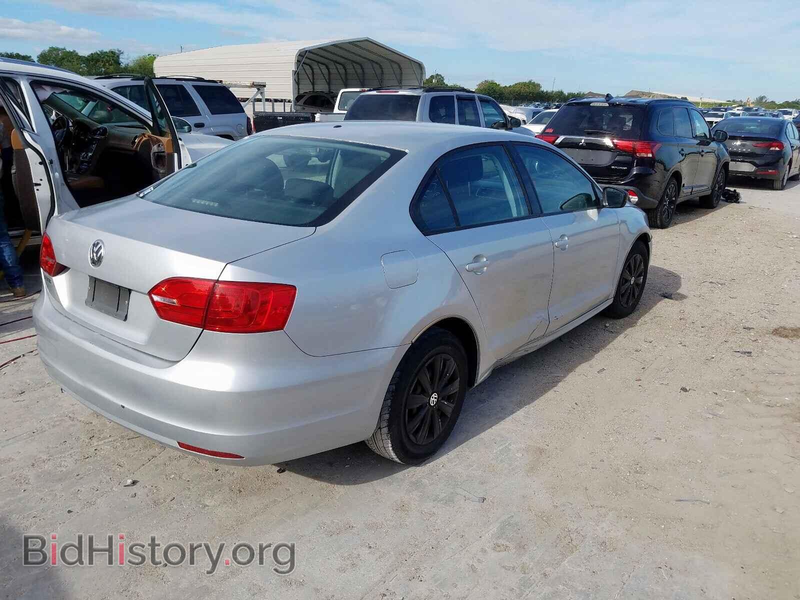 2012 VOLKSWAGEN JETTA - VIN: 3VW2K7AJ4CM409247 - Photo 4