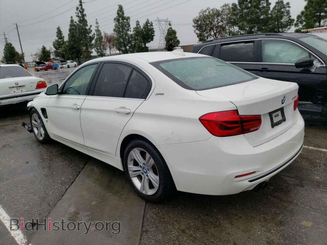 2017 BMW 3 SERIES - VIN: WBA8E1C39HA029080 - Фото 2