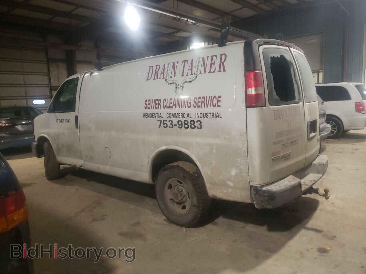 2013 GMC SAVANA - VIN: 1GTW7FCG2D1155232 - Фото 2