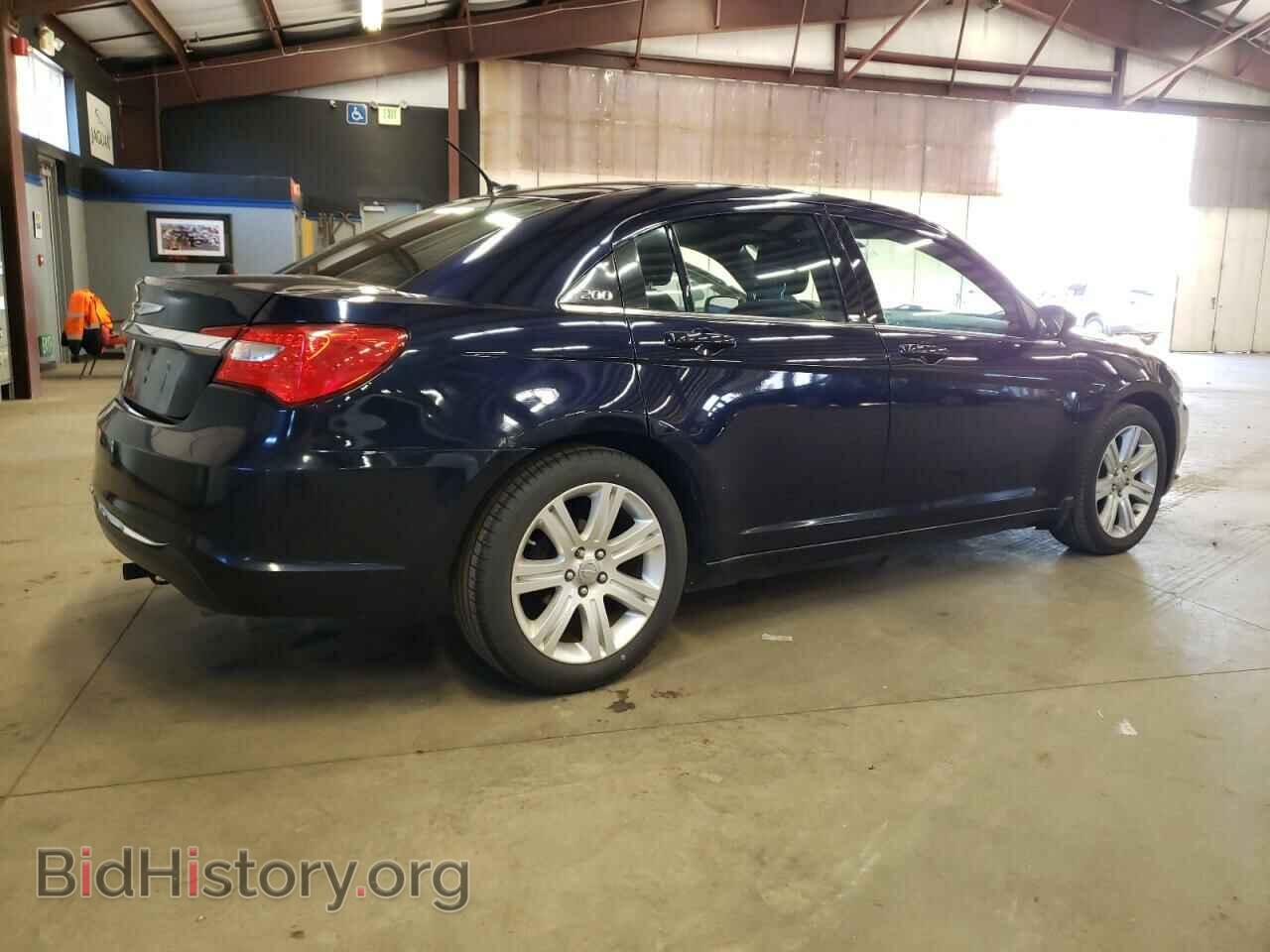 2012 CHRYSLER 200 - VIN: 1C3CCBBG2CN302282 - Photo 3