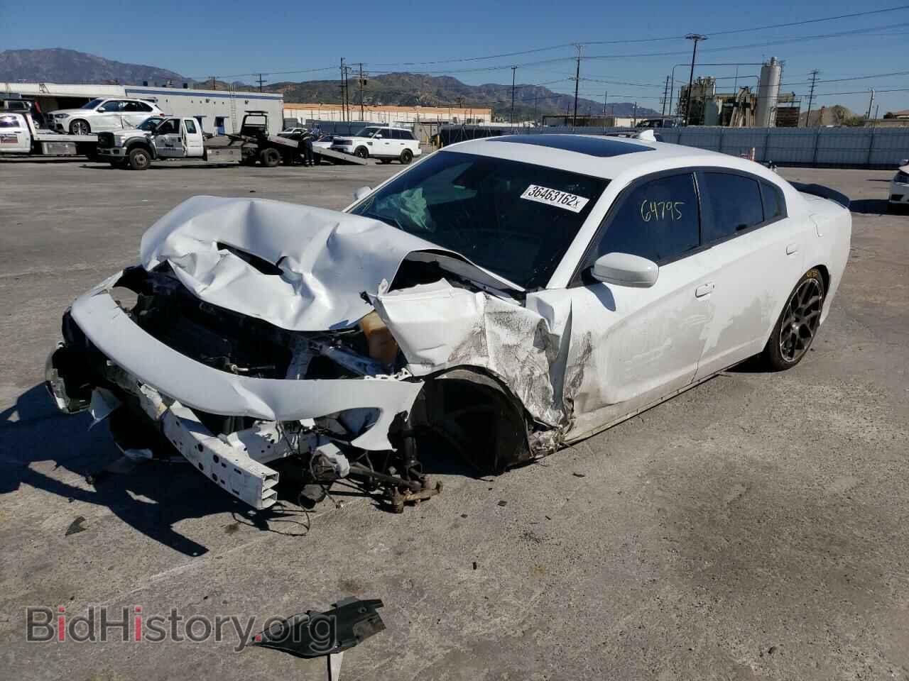 2018 DODGE CHARGER - VIN: 2C3CDXCT1JH143976 - Фото 2