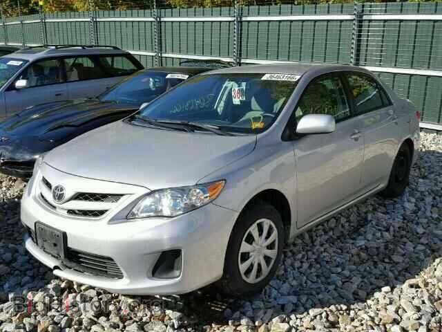 2011 TOYOTA COROLLA - VIN: 2T1BU4EE6BC701143 - Photo 2