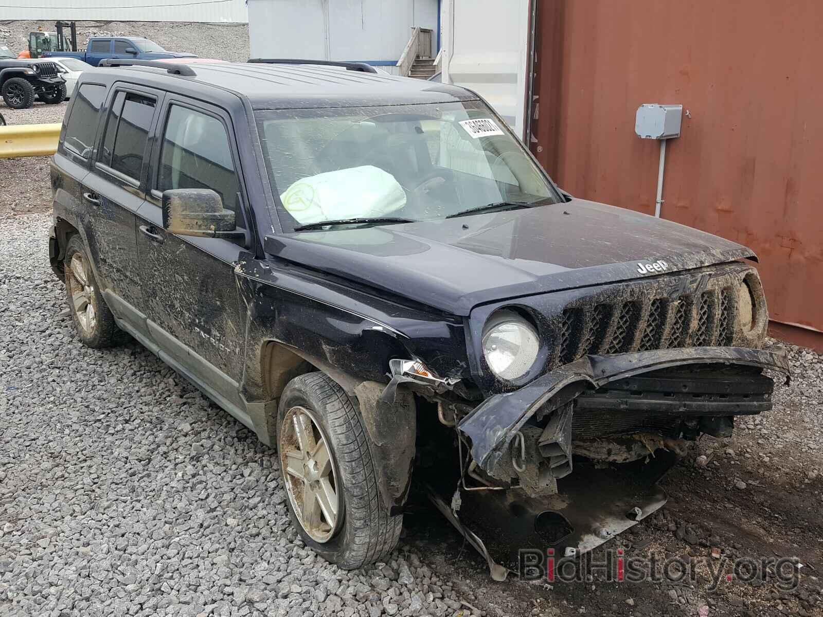 Фотография 1J4NT1GB5BD165784 - JEEP PATRIOT 2011