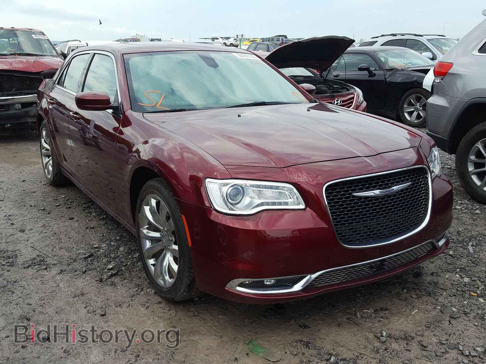 Фотография 2C3CCAAG4KH564937 - CHRYSLER 300 2019