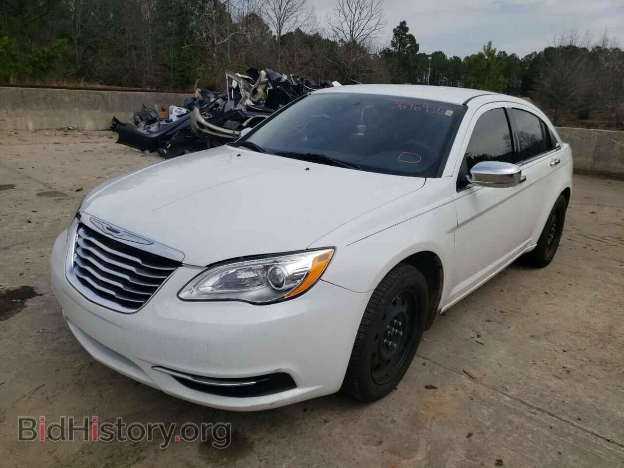 2014 CHRYSLER 200 - VIN: 1C3CCBAB5EN210222 - Photo 2