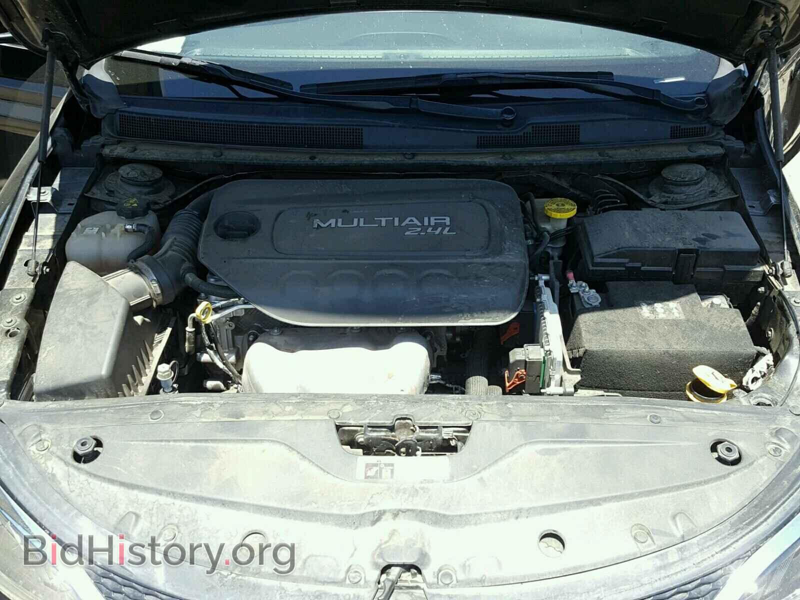 2016 CHRYSLER 200 - VIN: 1C3CCCAB5GN149303 - Photo 7