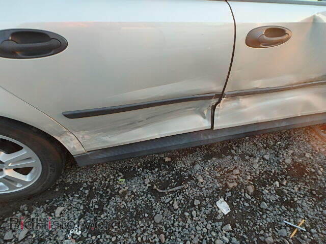 2005 SAAB 9 3 - VIN: YS3FB49S751042174 - Photo 9