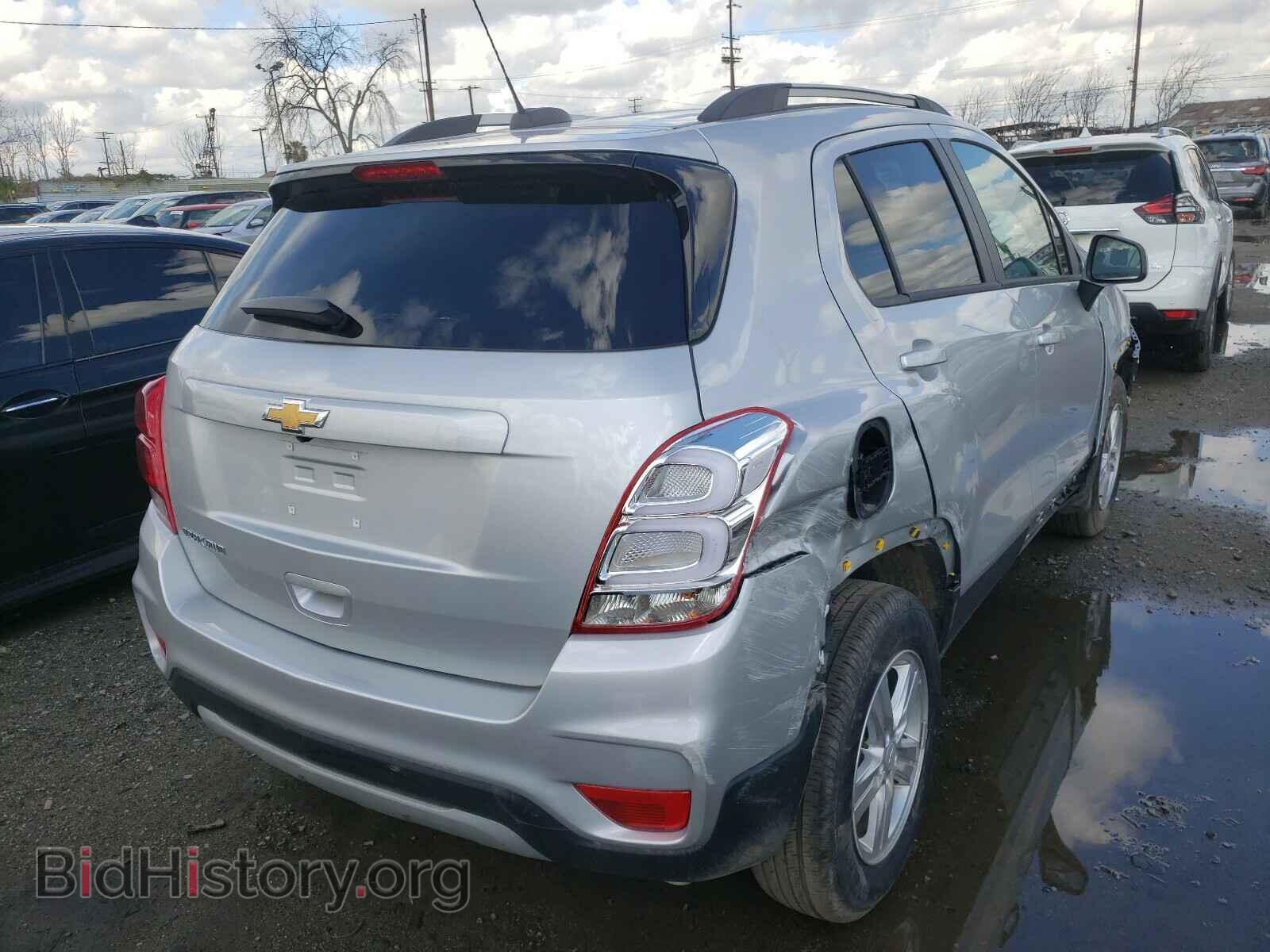 2021 CHEVROLET TRAX - VIN: KL7CJPSB0MB331010 - Фото 4