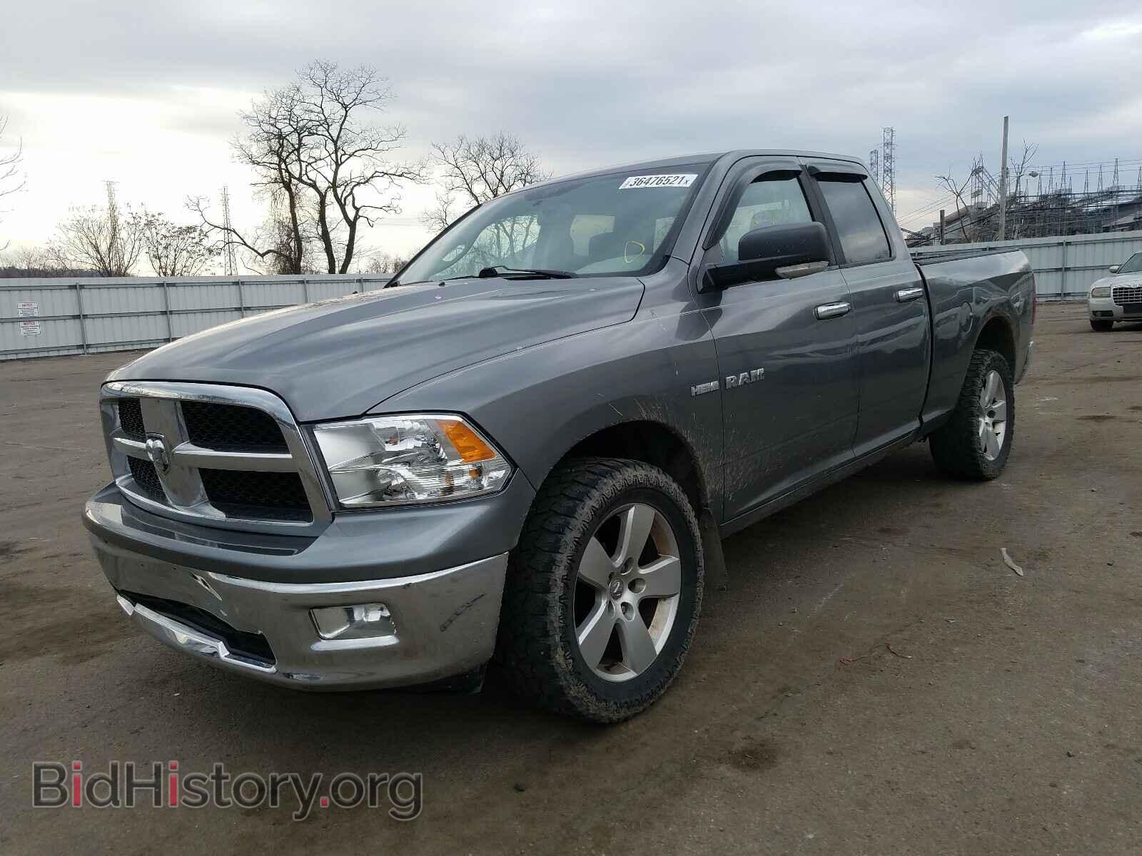2010 DODGE RAM 1500 - VIN: 1D7RV1GT7AS116144 - Фото 2