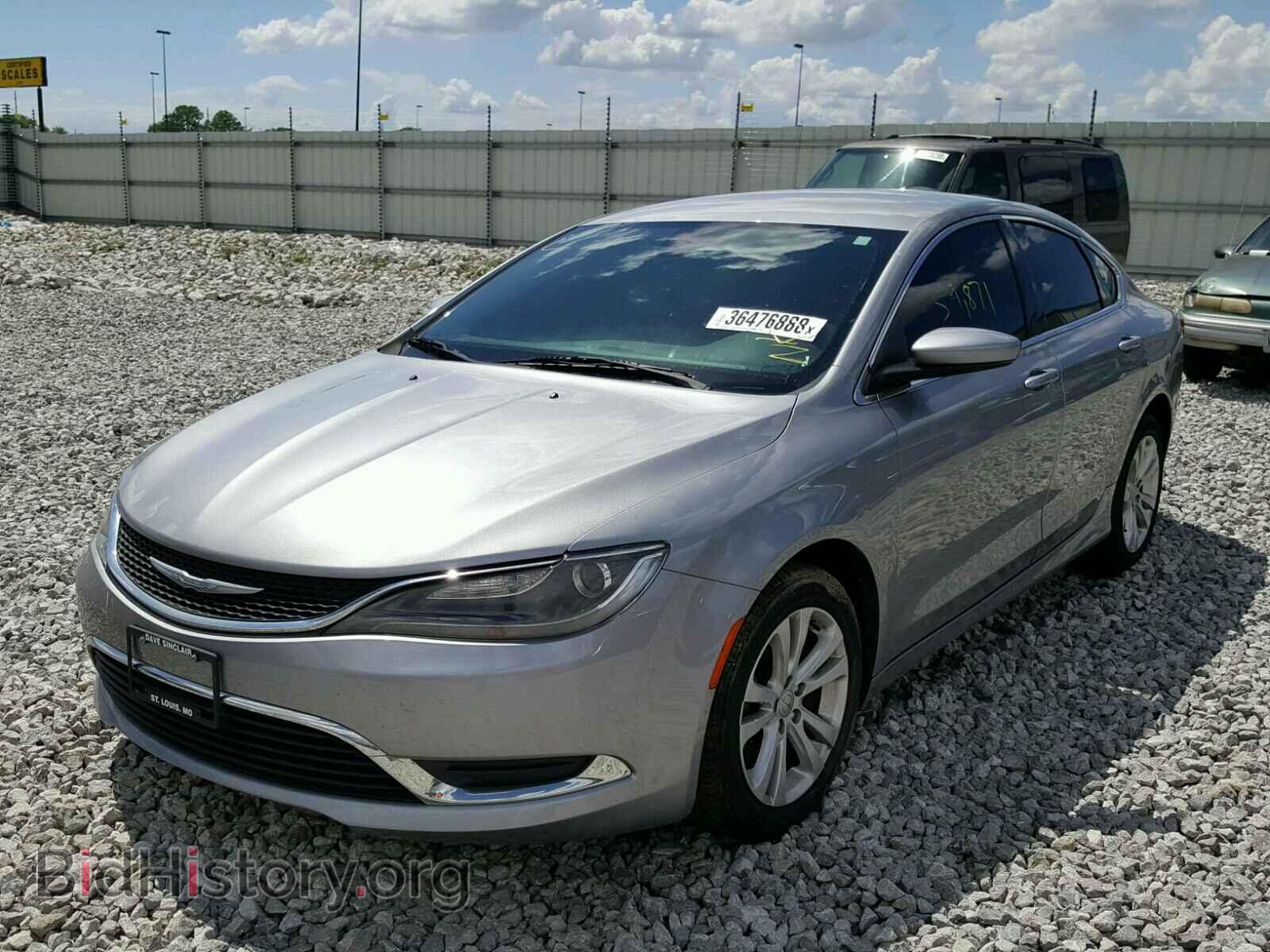 2015 CHRYSLER 200 - VIN: 1C3CCCAB3FN577532 - Photo 2