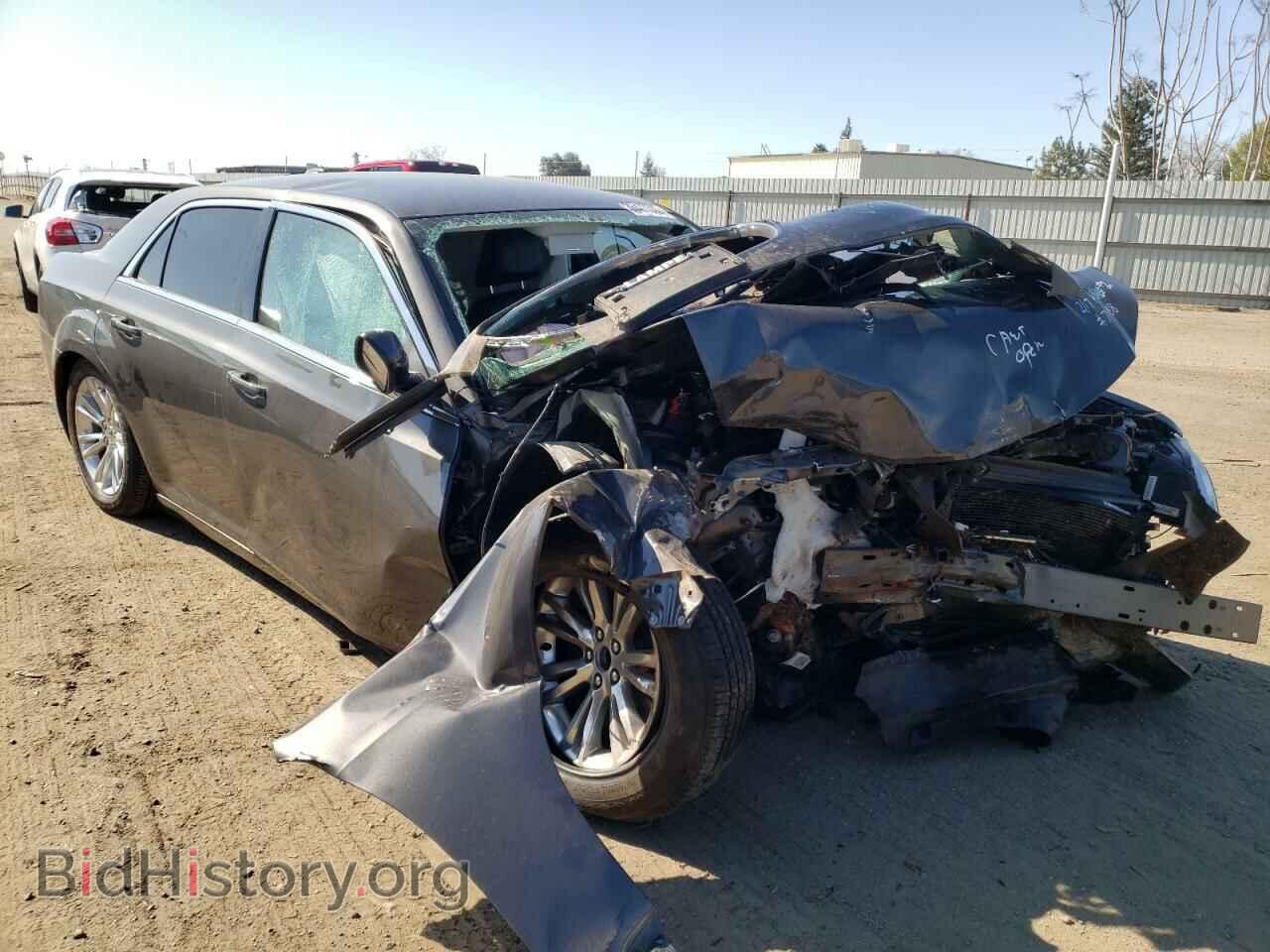 Фотография 2C3CCAAG5KH727188 - CHRYSLER 300 2019