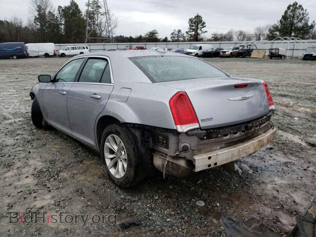 2016 CHRYSLER 300 - VIN: 2C3CCAAG2GH161109 - Фото 3