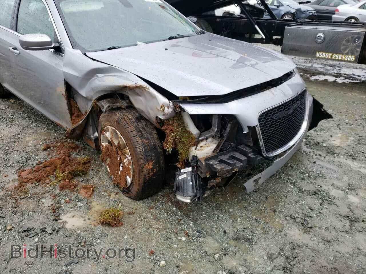 2016 CHRYSLER 300 - VIN: 2C3CCAAG2GH161109 - Фото 9