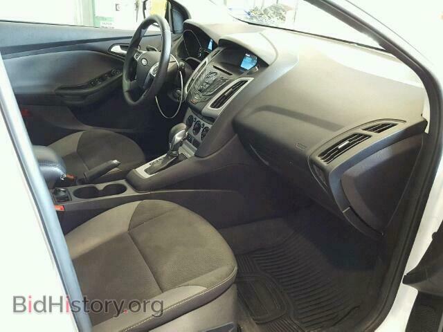 2014 Ford FOCUS (VIN 1FADP3K29EL332267) — фото 5 из 10