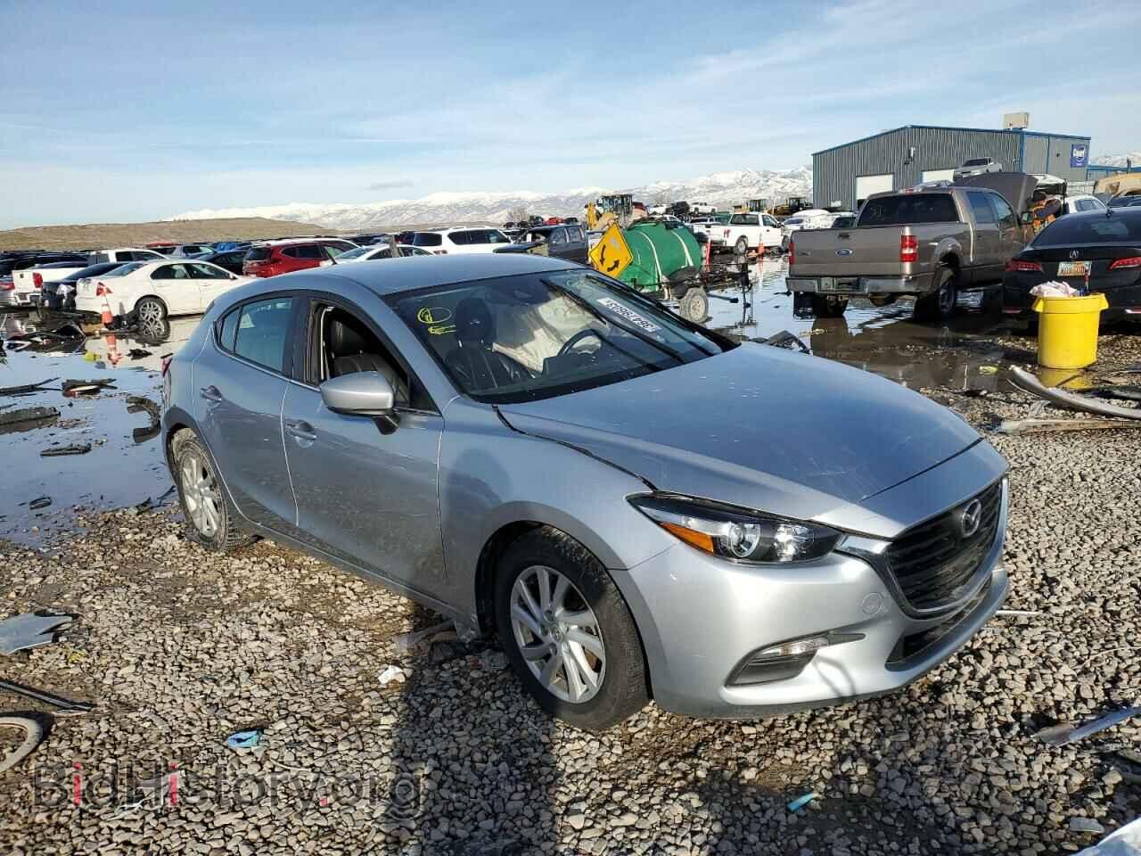 2018 MAZDA 3 - VIN: 3MZBN1L34JM202213 - Фото 4