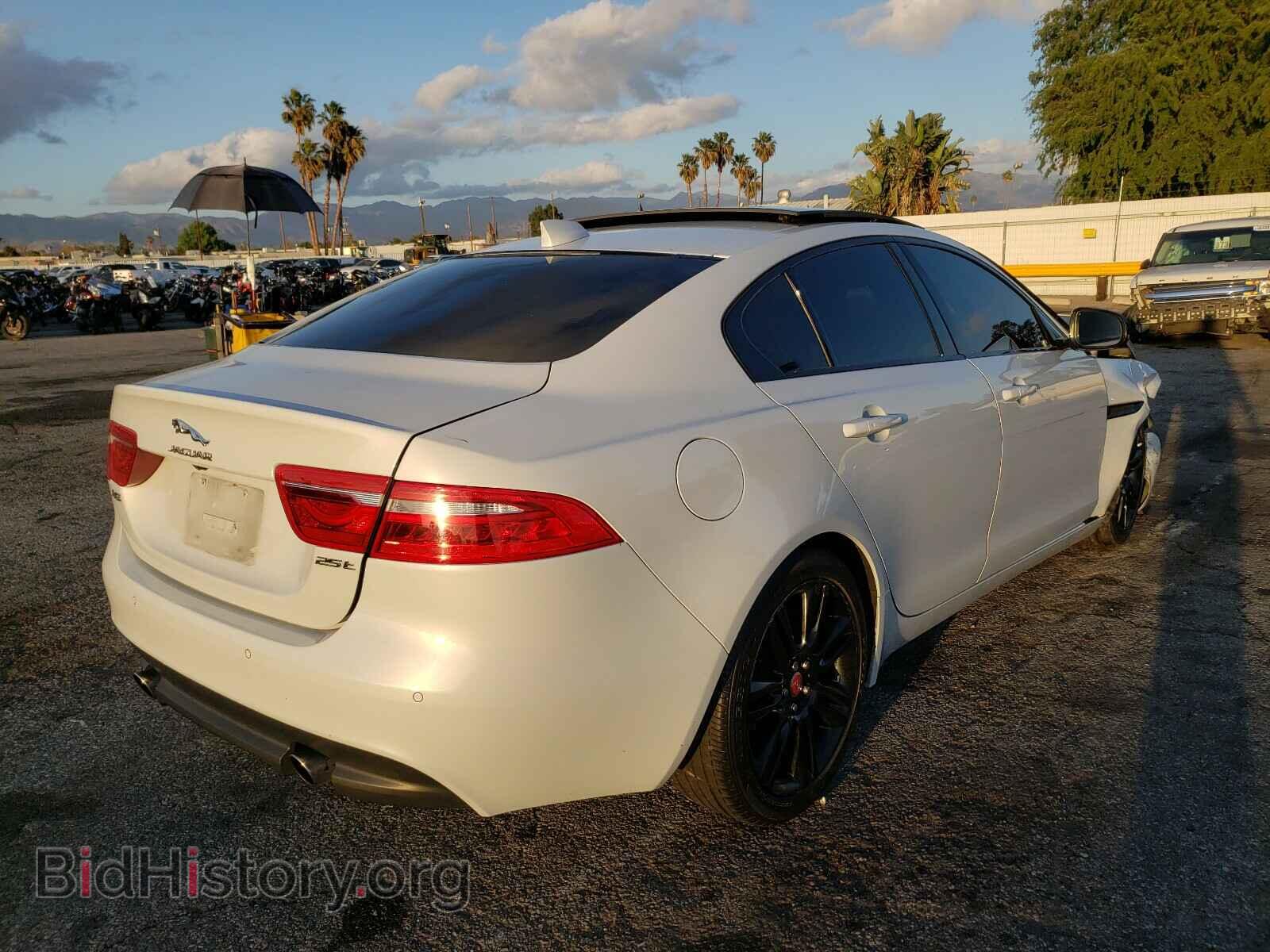 2017 JAGUAR XE - VIN: SAJAE4BG5HA950434 - Фото 4