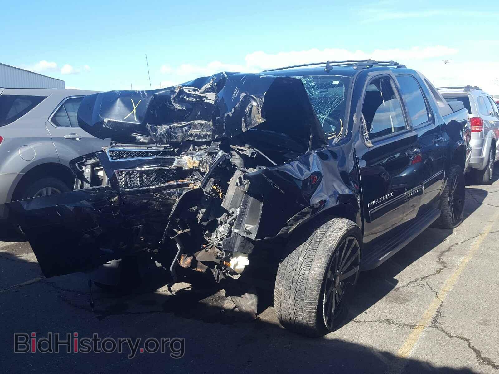 2011 CHEVROLET AVALANCHE - VIN: 3GNMCEE09BG100800 - Фото 2