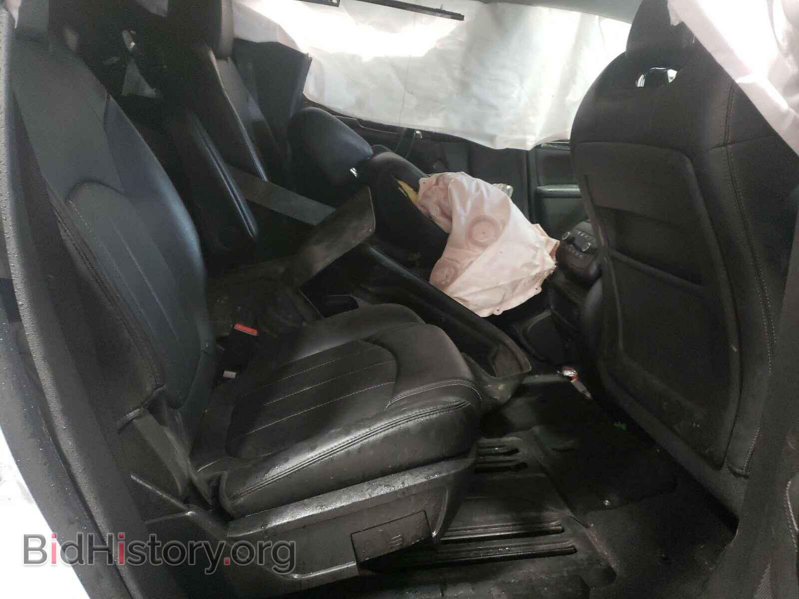 2017 BUICK ENCLAVE - VIN: 5GAKRBKD4HJ246342 - Фото 6