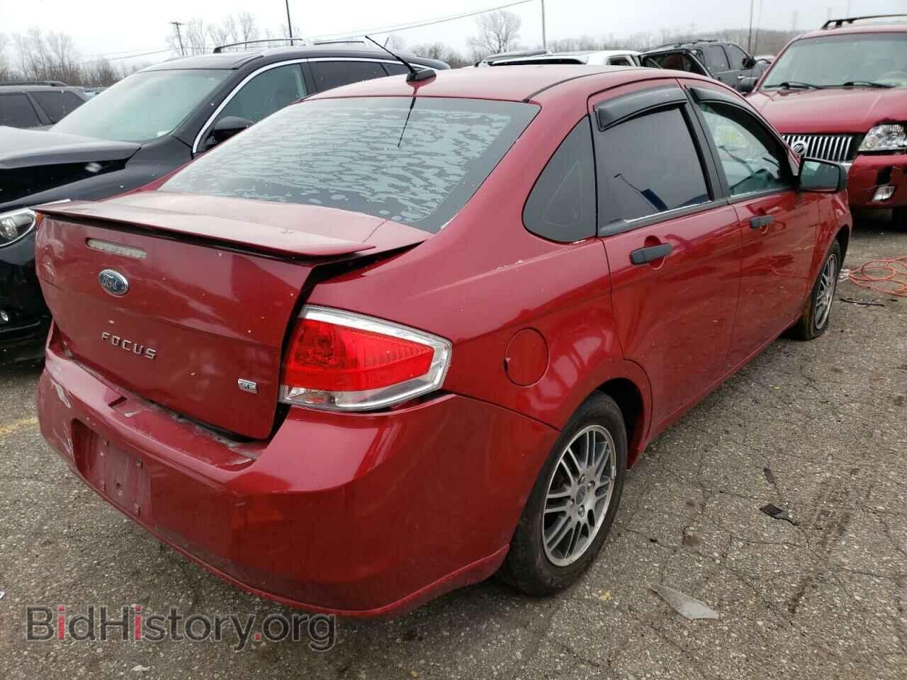 2011 FORD FOCUS - VIN: 1FAHP3FN0BW147217 - Фото 4