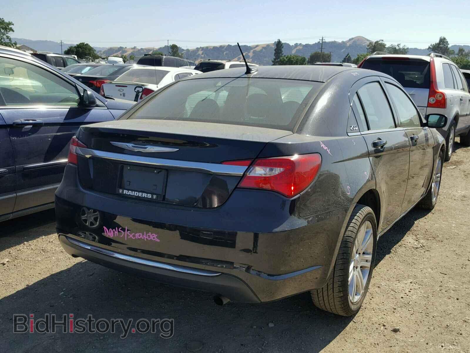 2013 CHRYSLER 200 - VIN: 1C3CCBAB2DN686930 - Photo 4