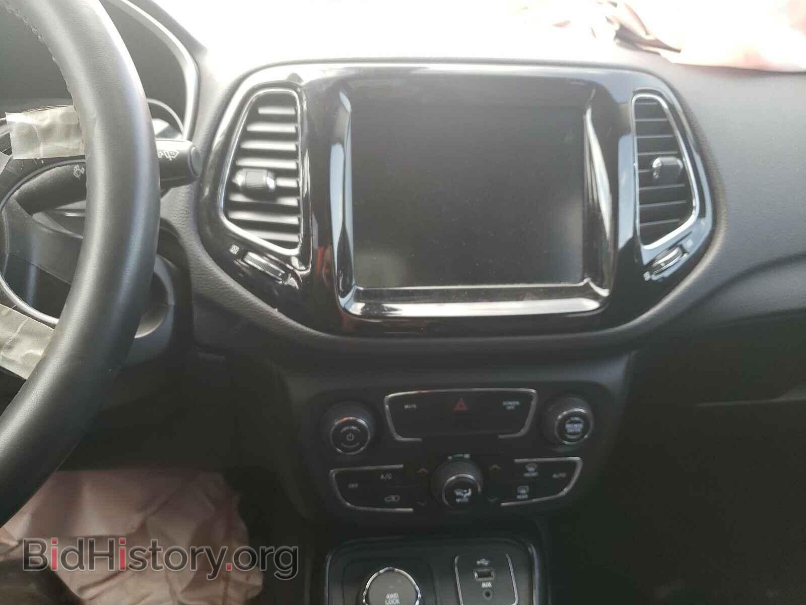 2018 JEEP COMPASS - VIN: 3C4NJDCB1JT423875 - Фото 9