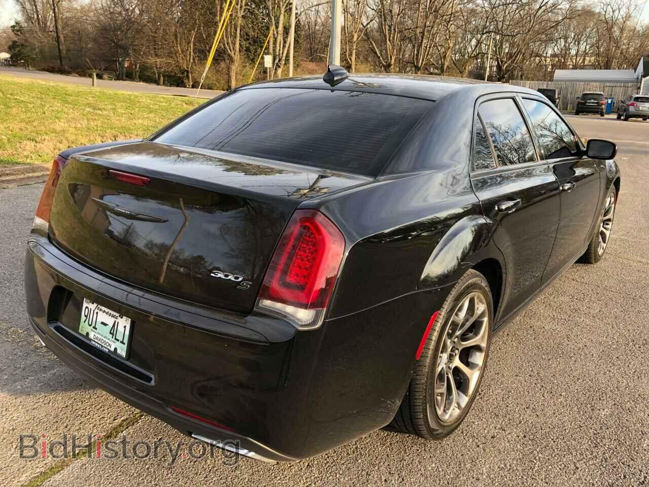2016 CHRYSLER 300 - VIN: 2C3CCABG8GH141431 - Фото 4