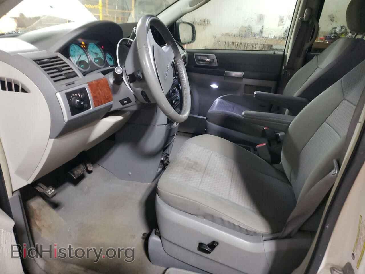 2008 CHRYSLER MINIVAN - VIN: 2A8HR54P08R652964 - Фото 7
