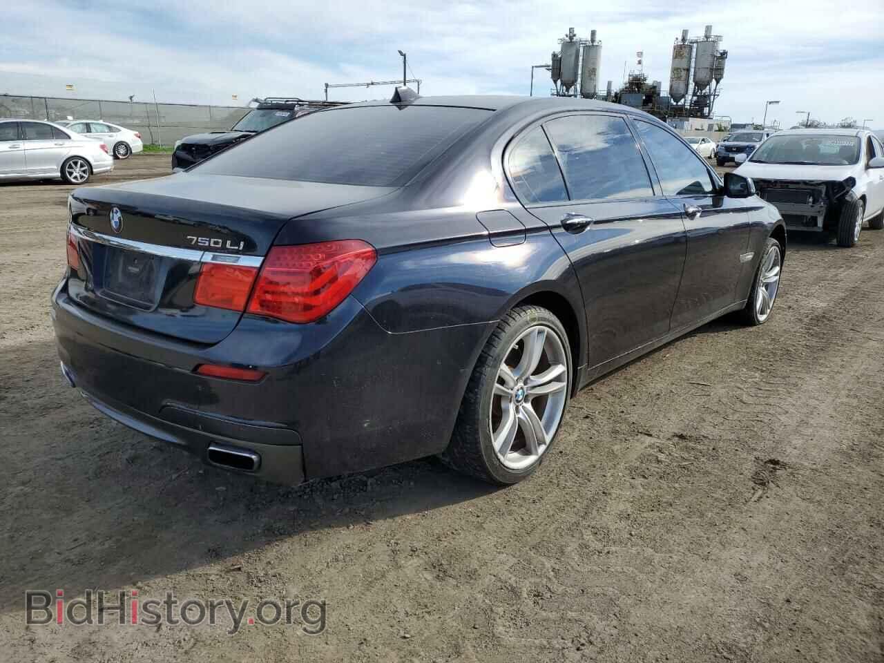 2012 BMW 7 SERIES - VIN: WBAKB8C59CC963438 - Фото 3
