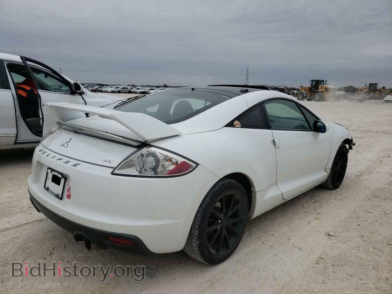 2011 MITSUBISHI ECLIPSE - VIN: 4A31K5DF2BE002510 - Photo 4