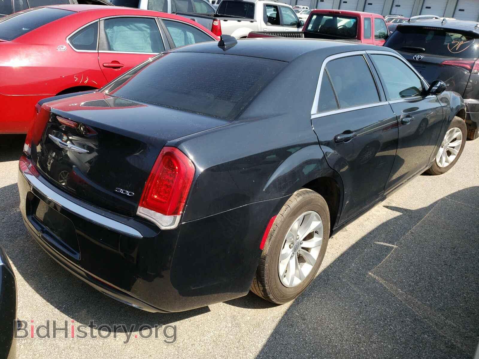 2015 CHRYSLER 300 - VIN: 2C3CCAAG2FH903703 - Фото 4