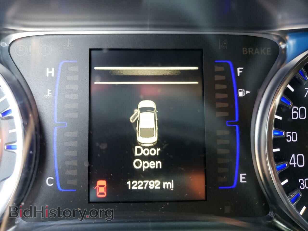 2016 CHRYSLER 200 - VIN: 1C3CCCAB2GN183781 - Фото 8