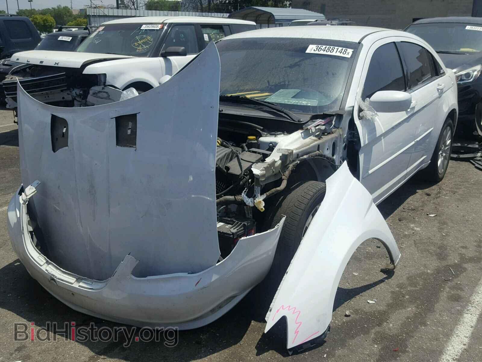2012 CHRYSLER 200 - VIN: 1C3CCBAB4CN202285 - Photo 2
