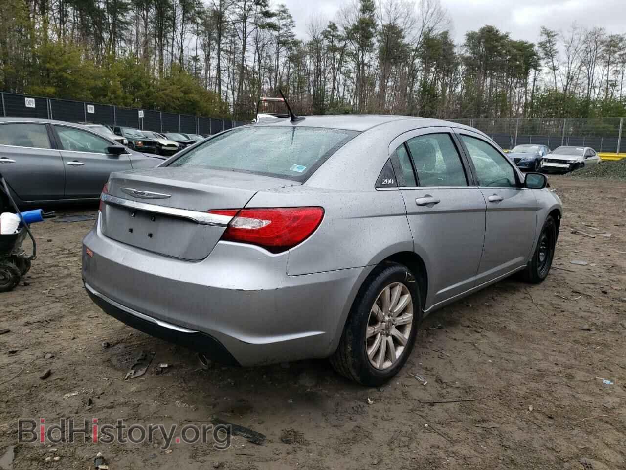 2013 CHRYSLER 200 - VIN: 1C3CCBAG8DN721949 - Фото 4