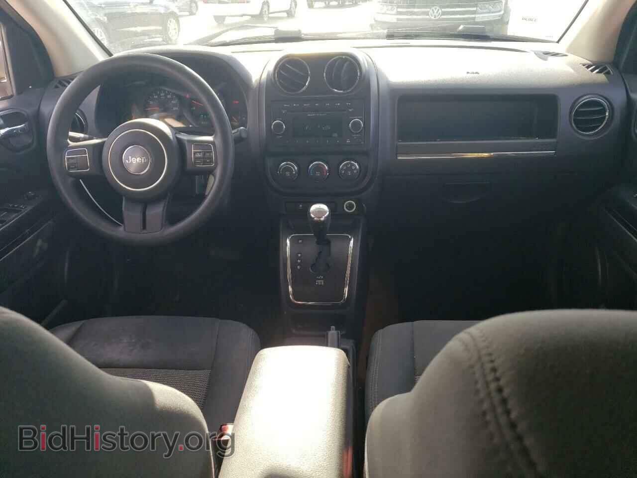 2013 JEEP COMPASS - VIN: 1C4NJCBA1DD272775 - Photo 8