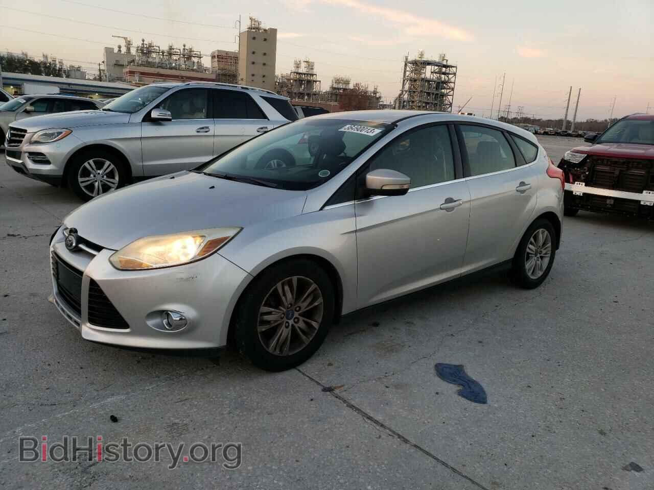 Фотография 1FAHP3M24CL108237 - FORD FOCUS 2012