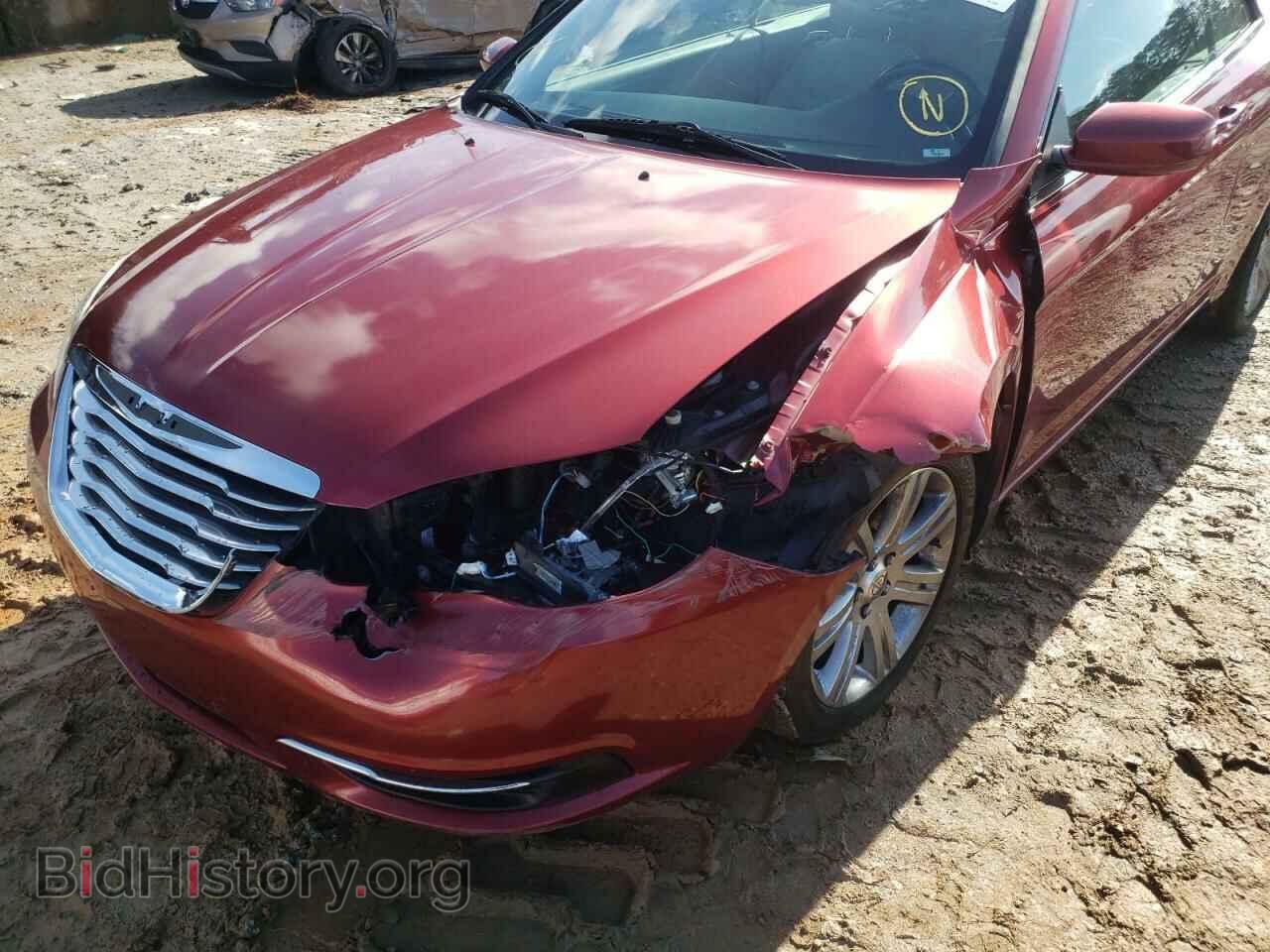 2011 CHRYSLER 200 - VIN: 1C3BC2EG2BN570626 - Фото 9