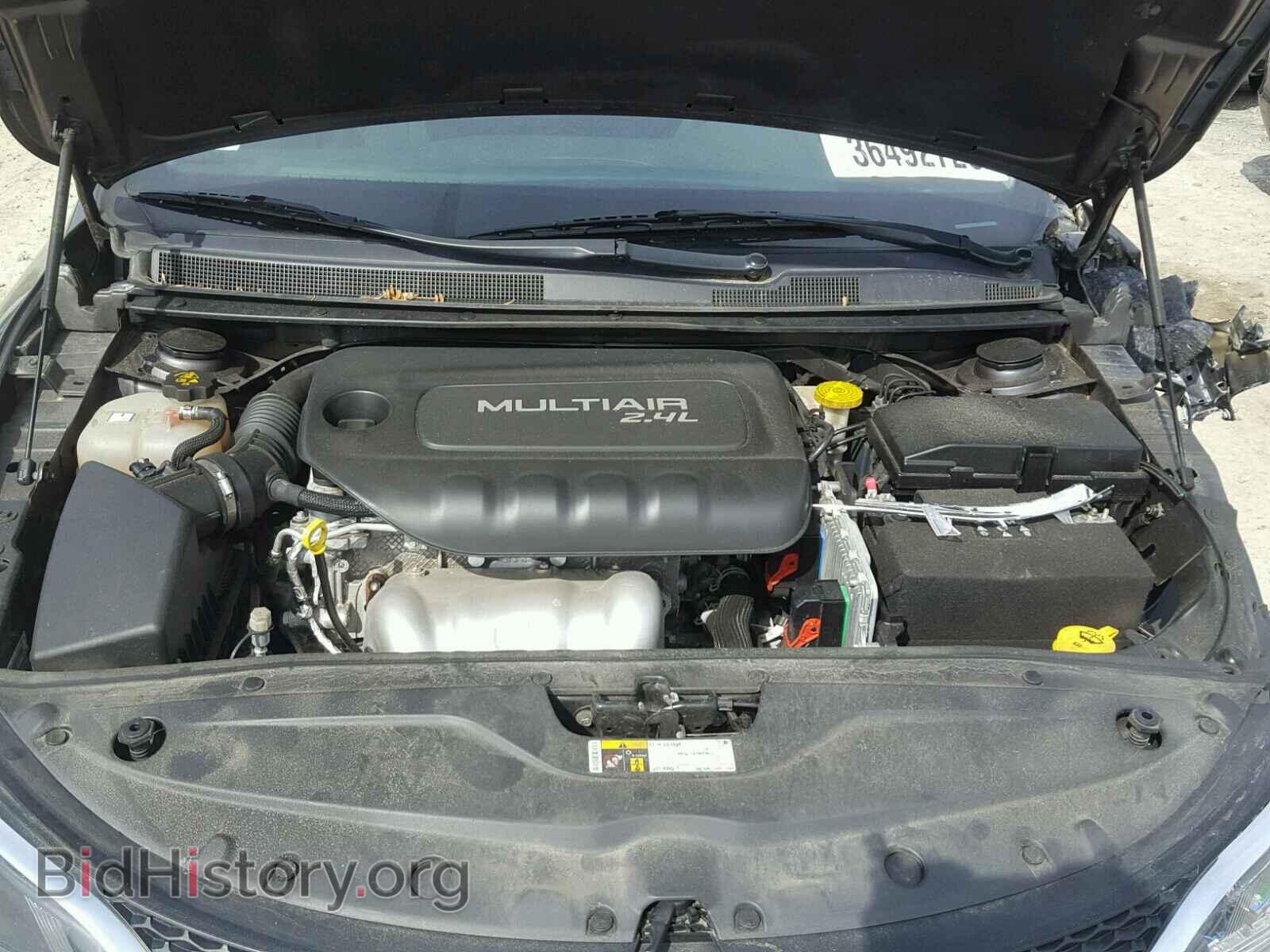 2016 CHRYSLER 200 - VIN: 1C3CCCAB1GN153557 - Фото 7