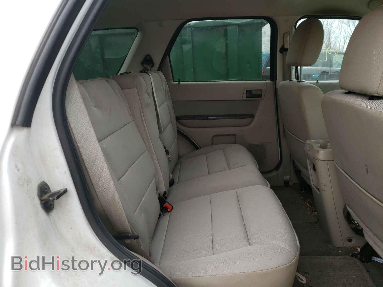 2011 FORD ESCAPE - VIN: 1FMCU5K35BKB48671 - Фото 6