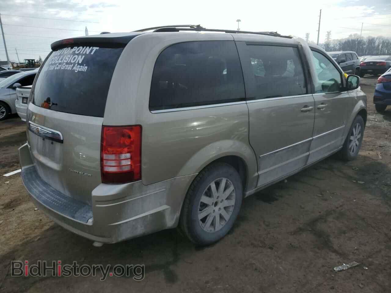 2009 CHRYSLER MINIVAN - VIN: 2A8HR54129R674798 - Фото 3