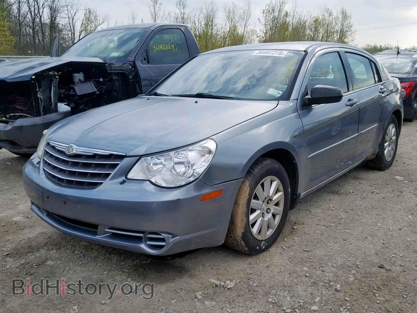 2010 CHRYSLER SEBRING - VIN: 1C3CC4FB2AN192700 - Фото 2