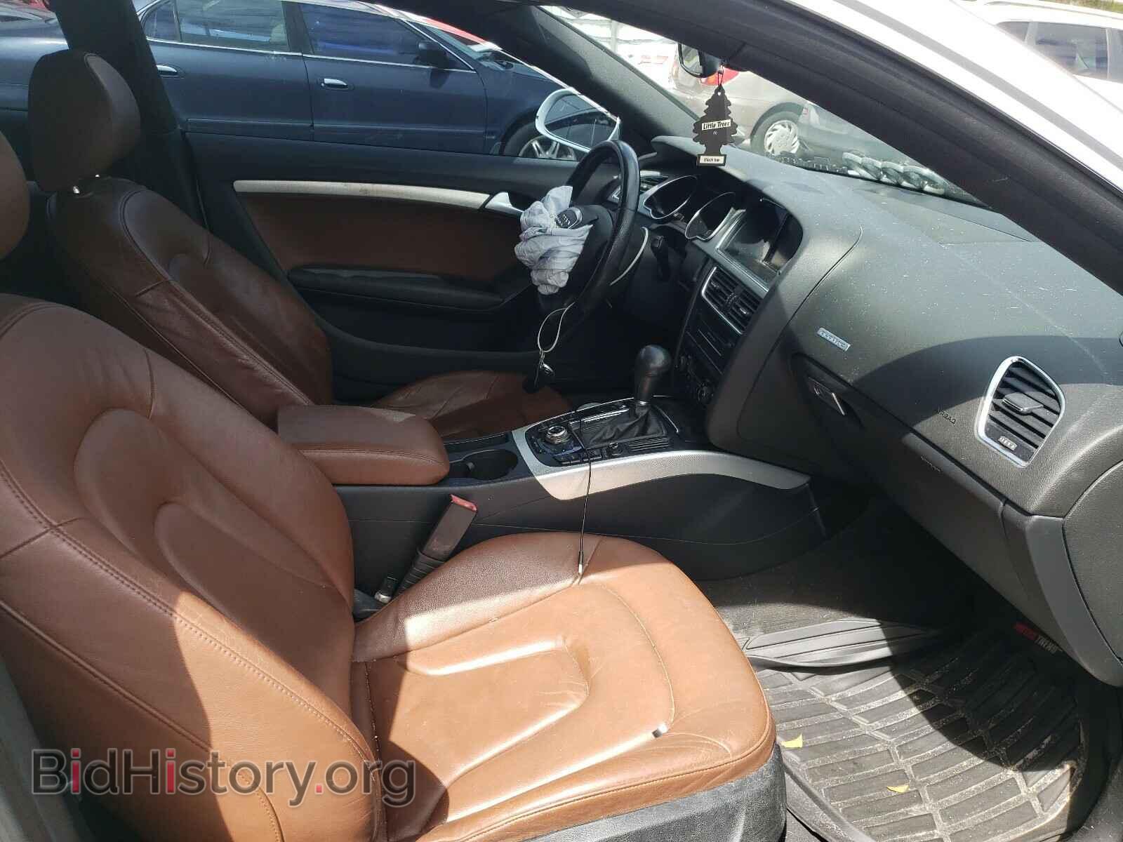 2010 AUDI A5 - VIN: WAUCKAFR0AA045337 - Фото 5