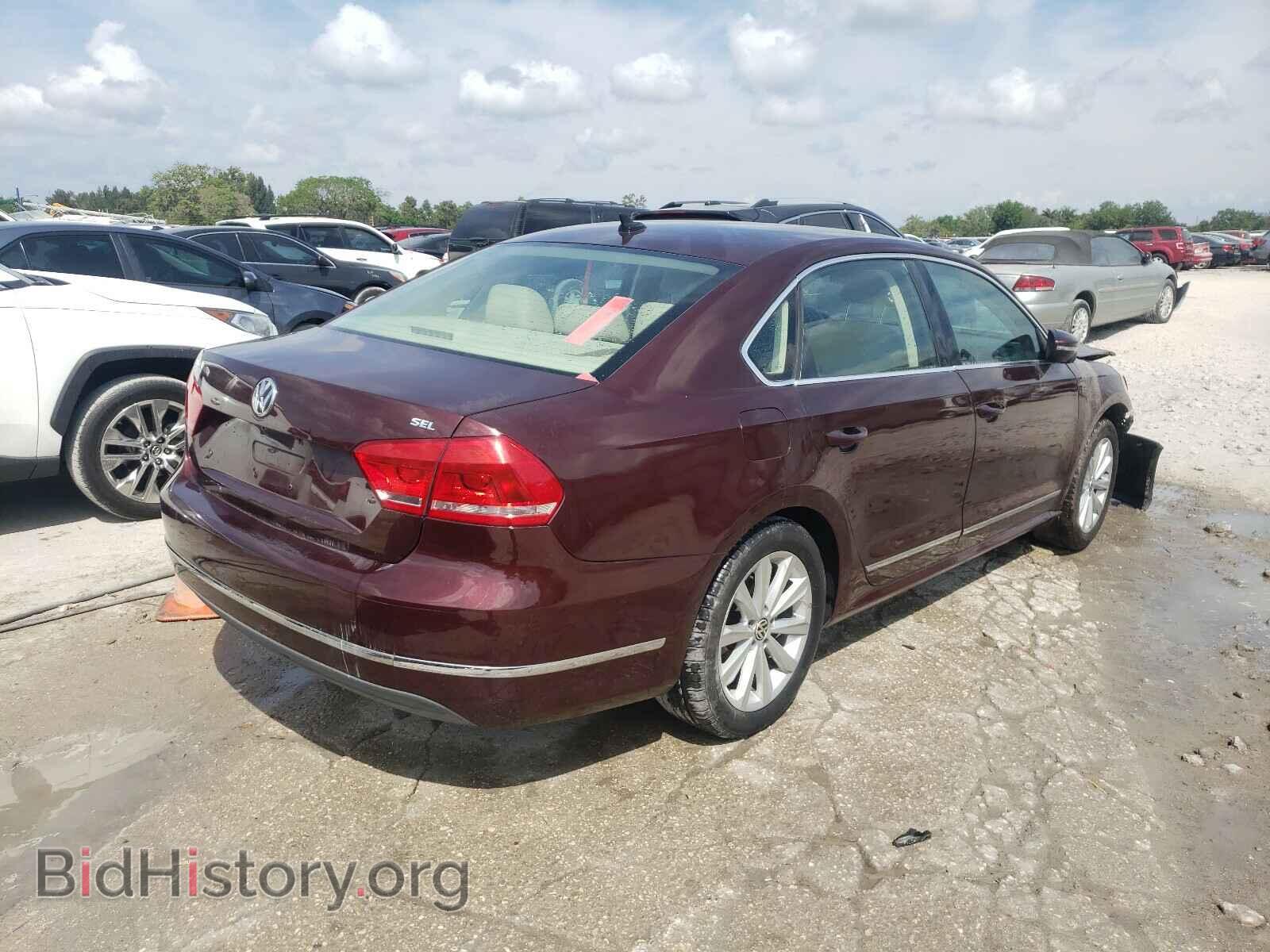 2012 VOLKSWAGEN PASSAT - VIN: 1VWCH7A38CC036591 - Фото 4