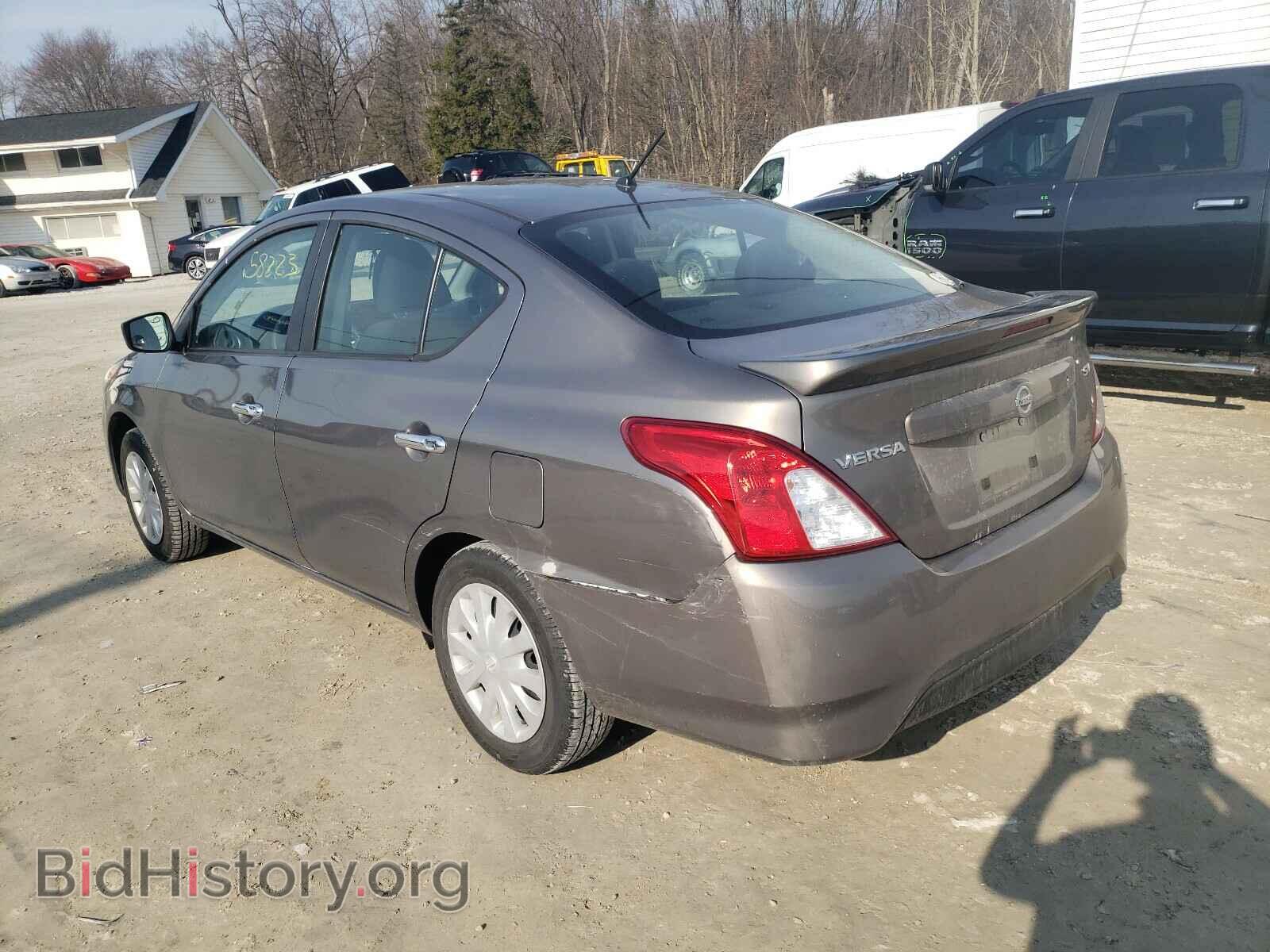2017 NISSAN VERSA - VIN: 3N1CN7AP0HK456834 - Фото 3
