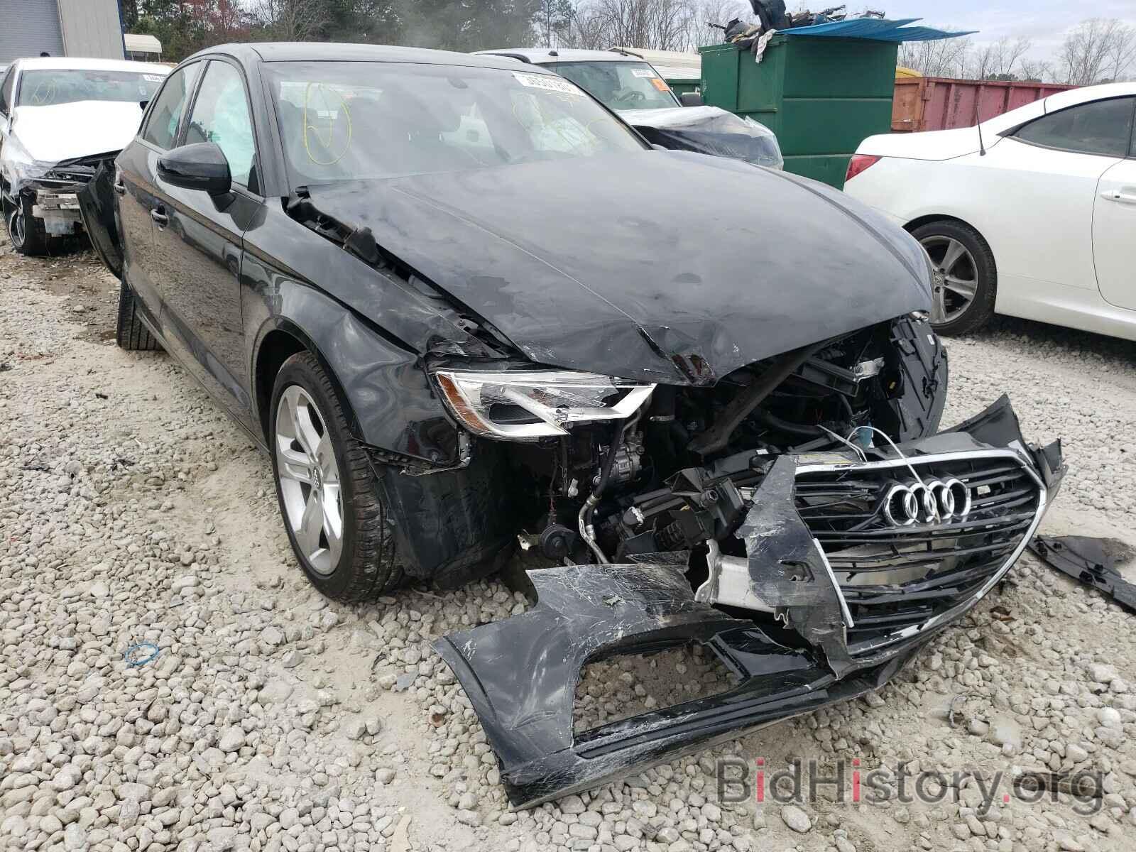 Photo WAUAUGFF5H1042552 - AUDI A3 2017