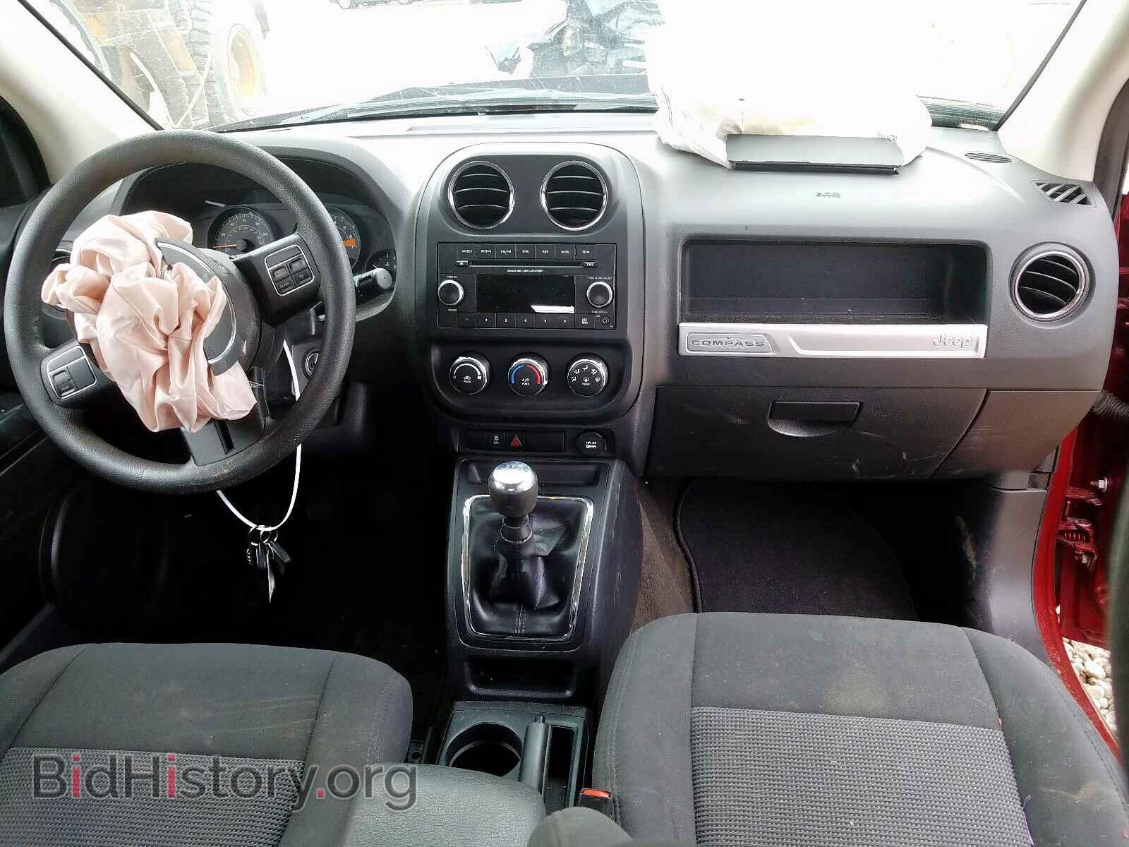 2015 JEEP COMPASS - VIN: 1C4NJDBB8FD425332 - Фото 9